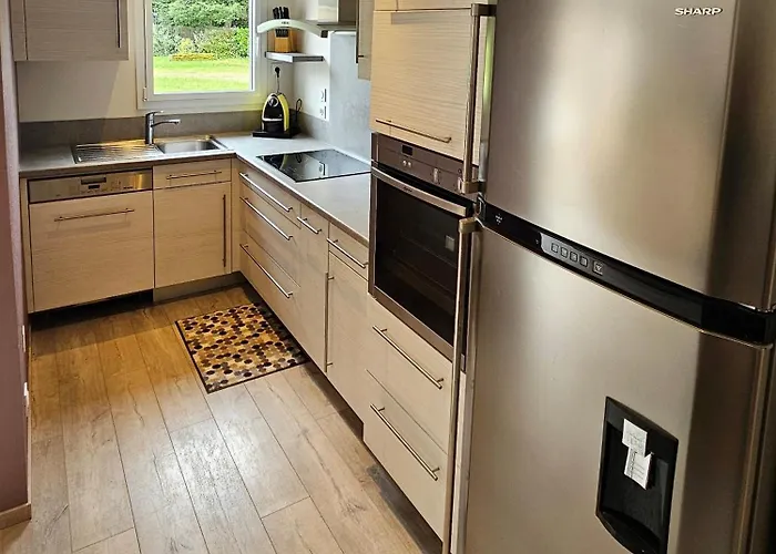 La Maison Gres Apartment *